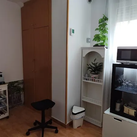 Apartamento Y Habitaciones El Colmenar-3
